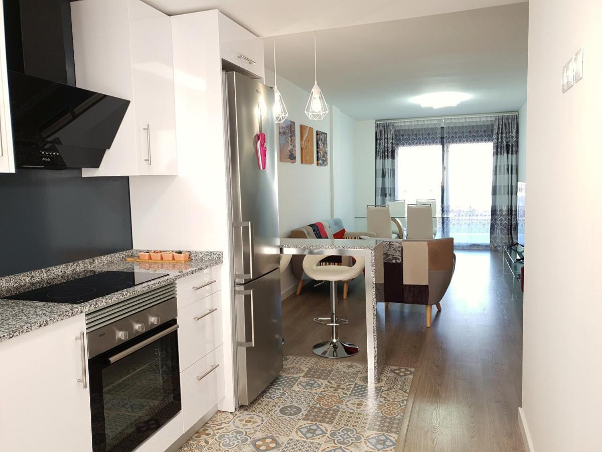 Boutique Apartment Near The Beach, 1 Gbps Wi-Fi Малага Екстер'єр фото