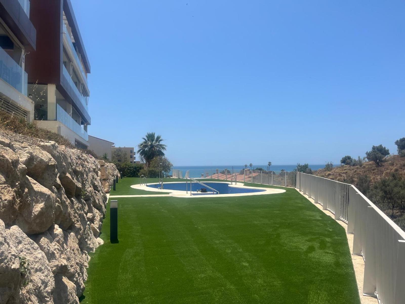 Boutique Apartment Near The Beach, 1 Gbps Wi-Fi Малага Екстер'єр фото